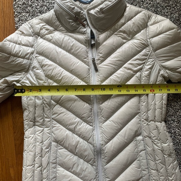 Women’s Michael Kors jacket - Picture 6 of 7